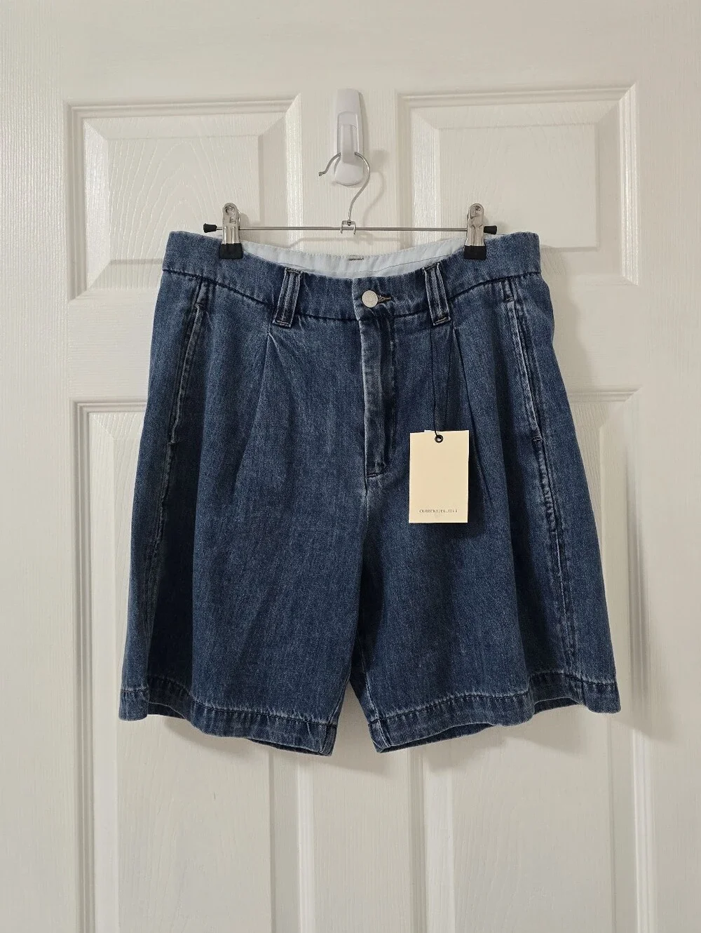 Current/Elliott Pleated Denim Shorts Size 28 NWT